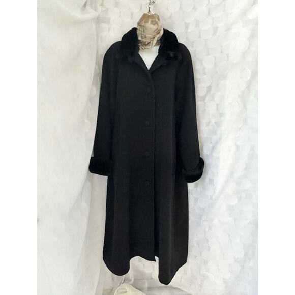 100% Wool Woman’s LONG Black MAXI Dress Coat Faux Fur Trim Albert Nipon USA Made - Picture 7 of 12
